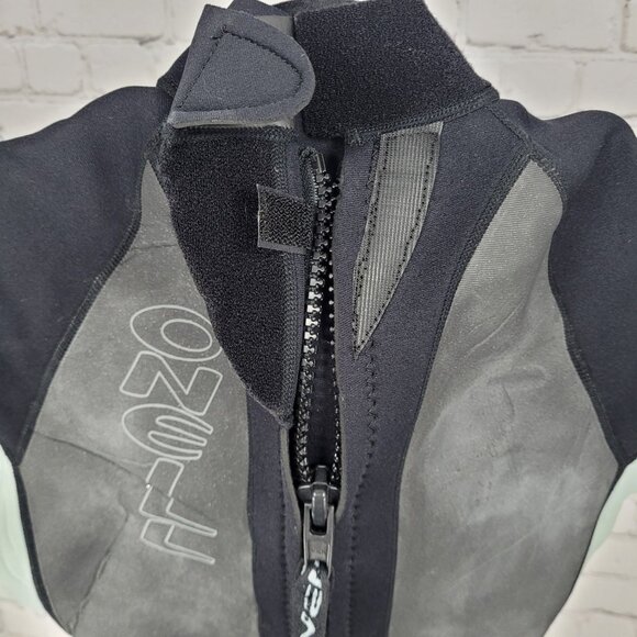 O'Neill Black & Grey Elite 2/1 MM Zipped Shorty Dive Wetsuit Youth Kids Size 8 - Picture 9 of 12